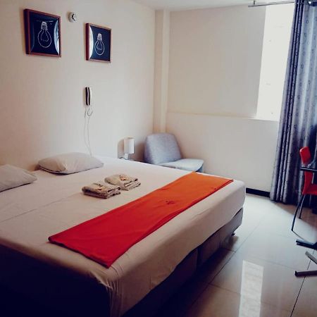 Ivankaa Hostel Трухильо Экстерьер фото