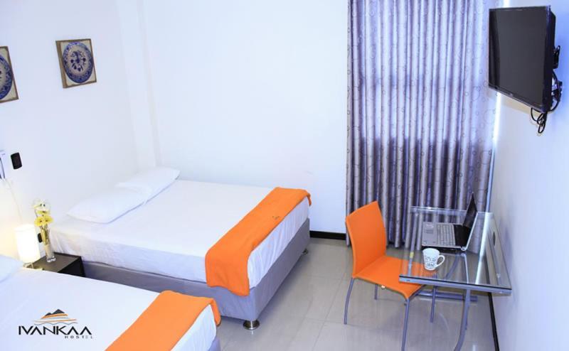 Ivankaa Hostel Трухильо Экстерьер фото