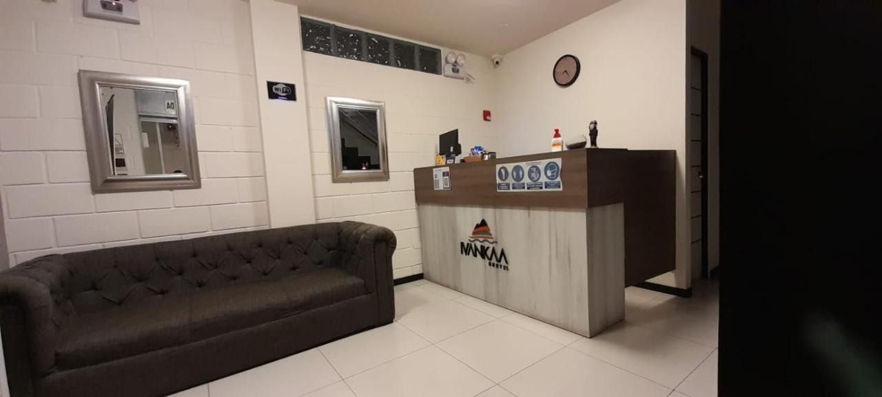 Ivankaa Hostel Трухильо Экстерьер фото